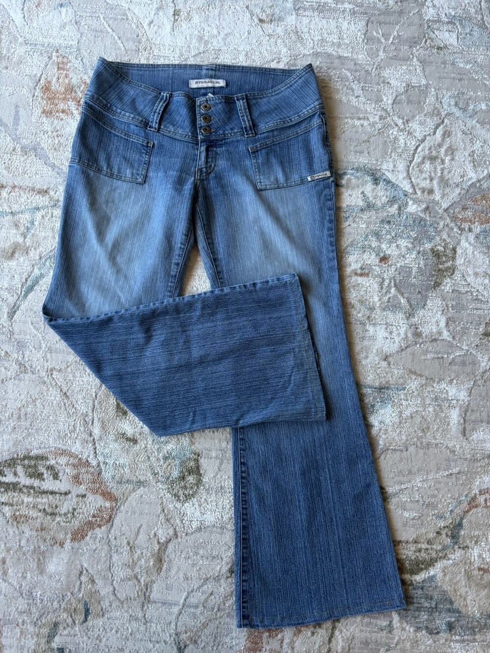 Vintage Y2K Hydraulic Medium Wash Low-Rise Flare Jean – Size 11